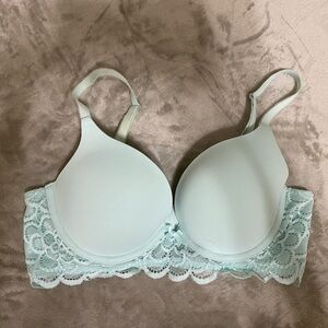 Aerie Elegant Lace Trimmed Bra in Mint Green